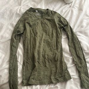 Figs underscrub shirt dark olive , seamless salta